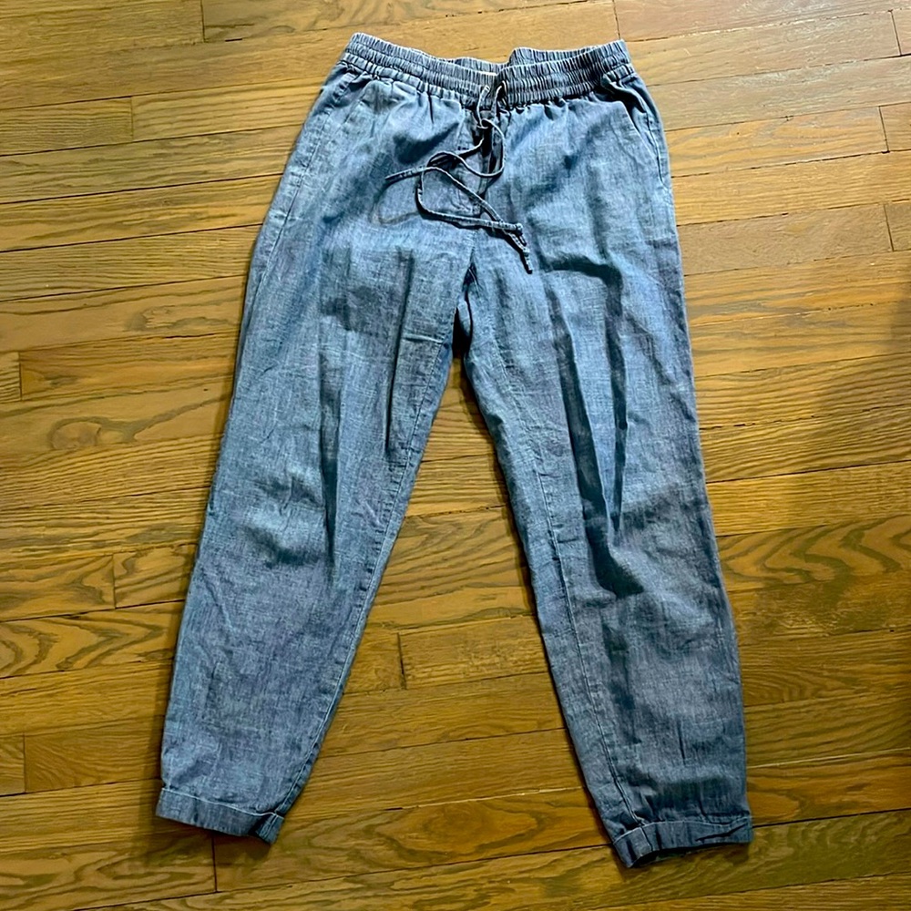 J crew- size 2- 100%cotton chambray joggers. Worn and washed once.